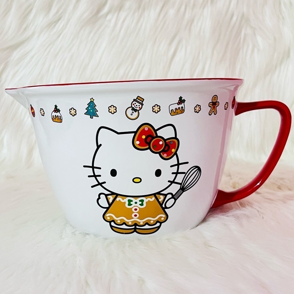 Hello Kitty Gingerbread Mixing Bowl - Picture 2 of 4